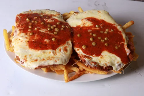 Milanesa napolitana para 2 con fritas