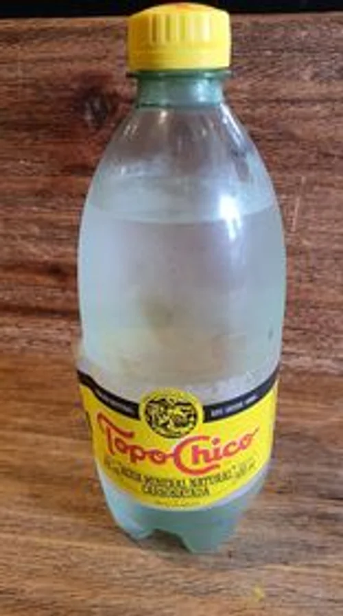 Agua Mineral Topo Chico