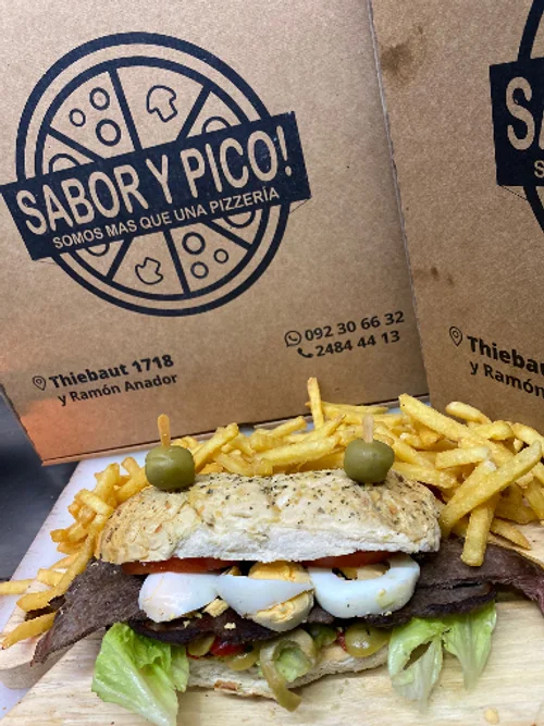 Chivito al pan con fritas