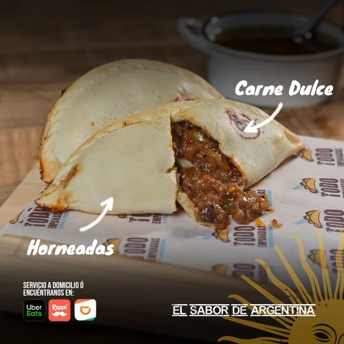 Empanada de Carne Dulce