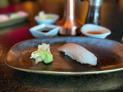 NIGIRI HAMACHI
