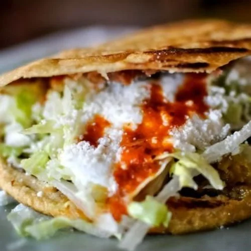 gordita de nopalitos