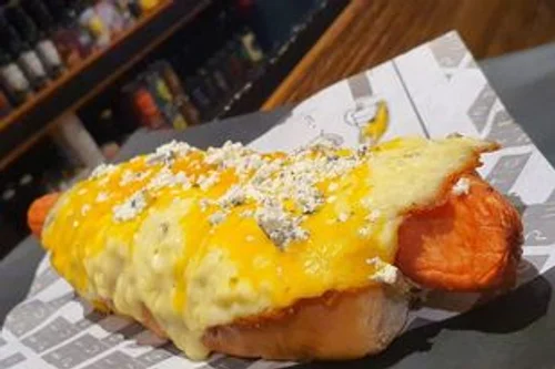Hot Dog 4 Quesos