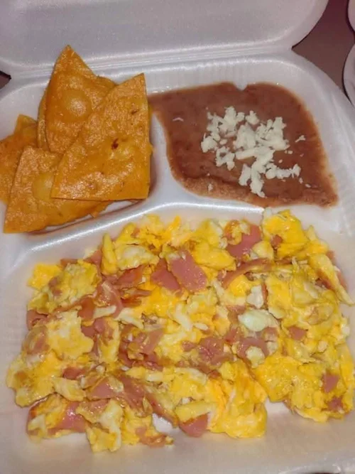 Huevo con jamón tortillas de maiz