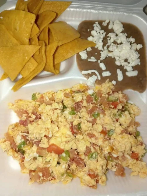 Huevos ala mexicana tortillas maiz